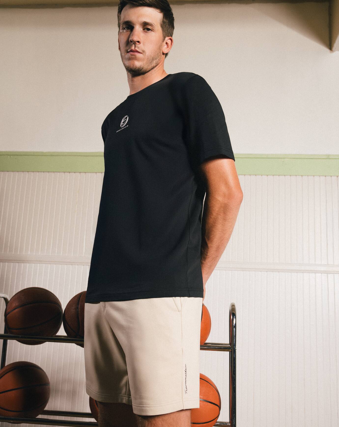 Travis Mathew | Shot Maker Cloud Short