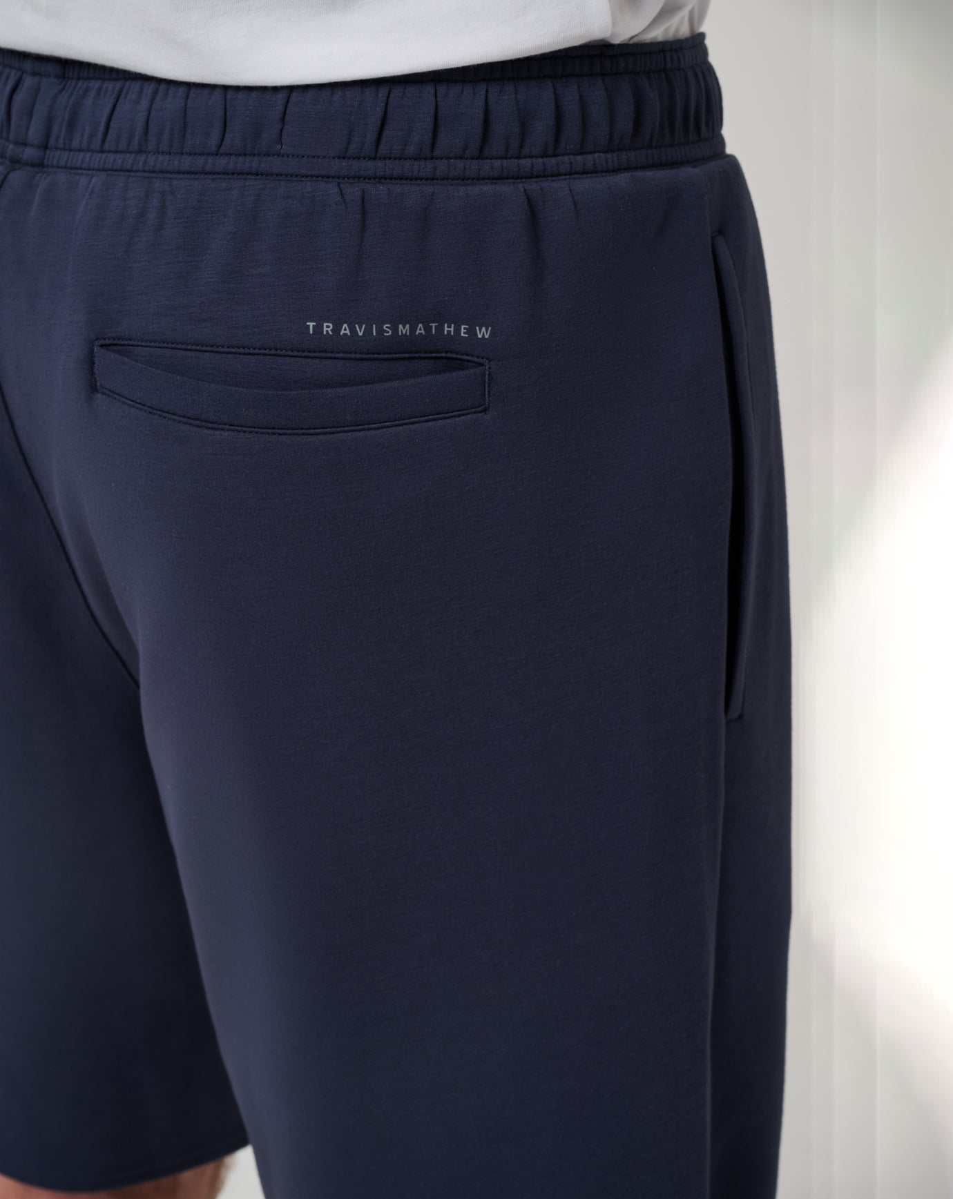 Travis Mathew | Fibercloud Short 8In