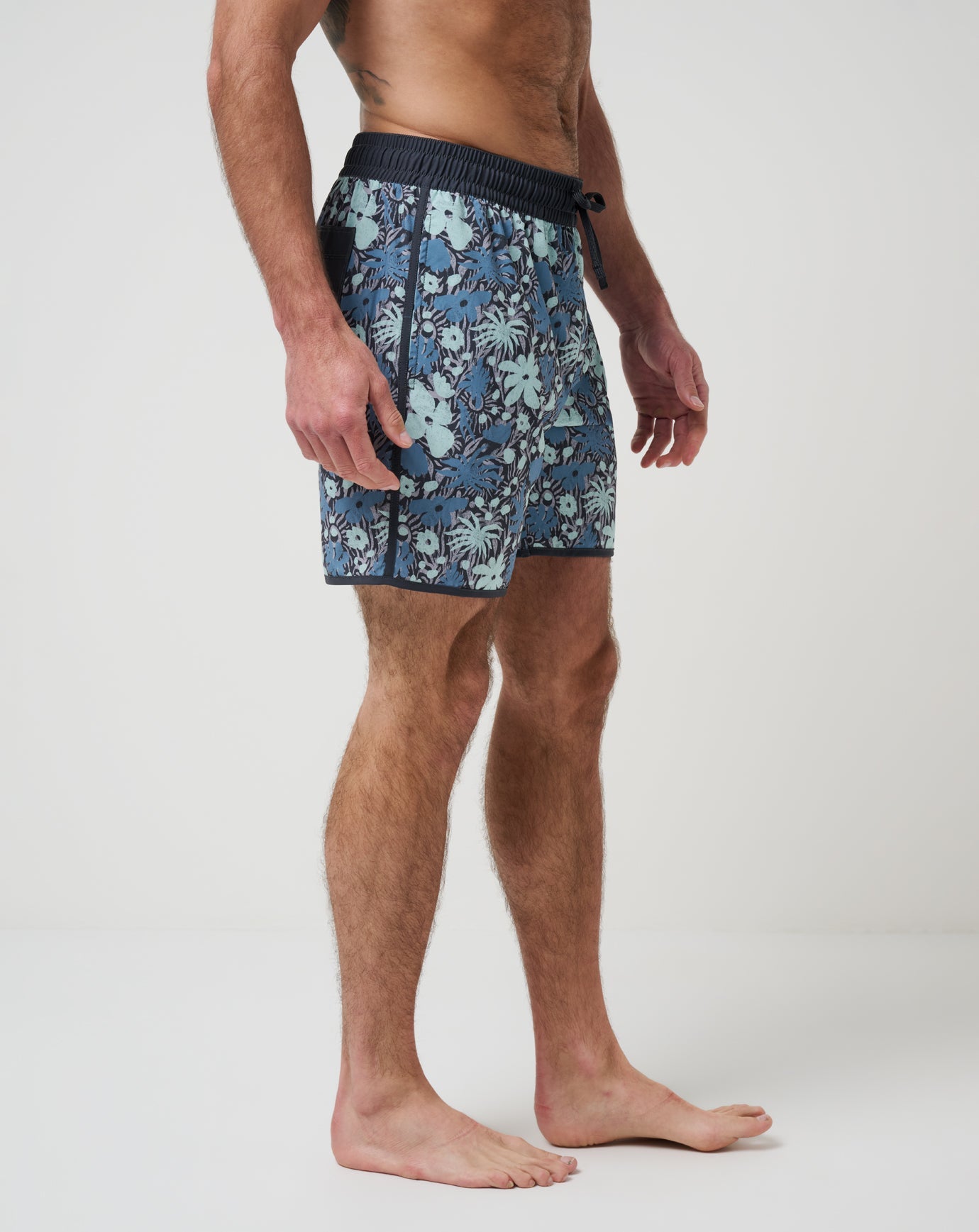 Travis Mathew Online | Canoe Cruise Boardshort