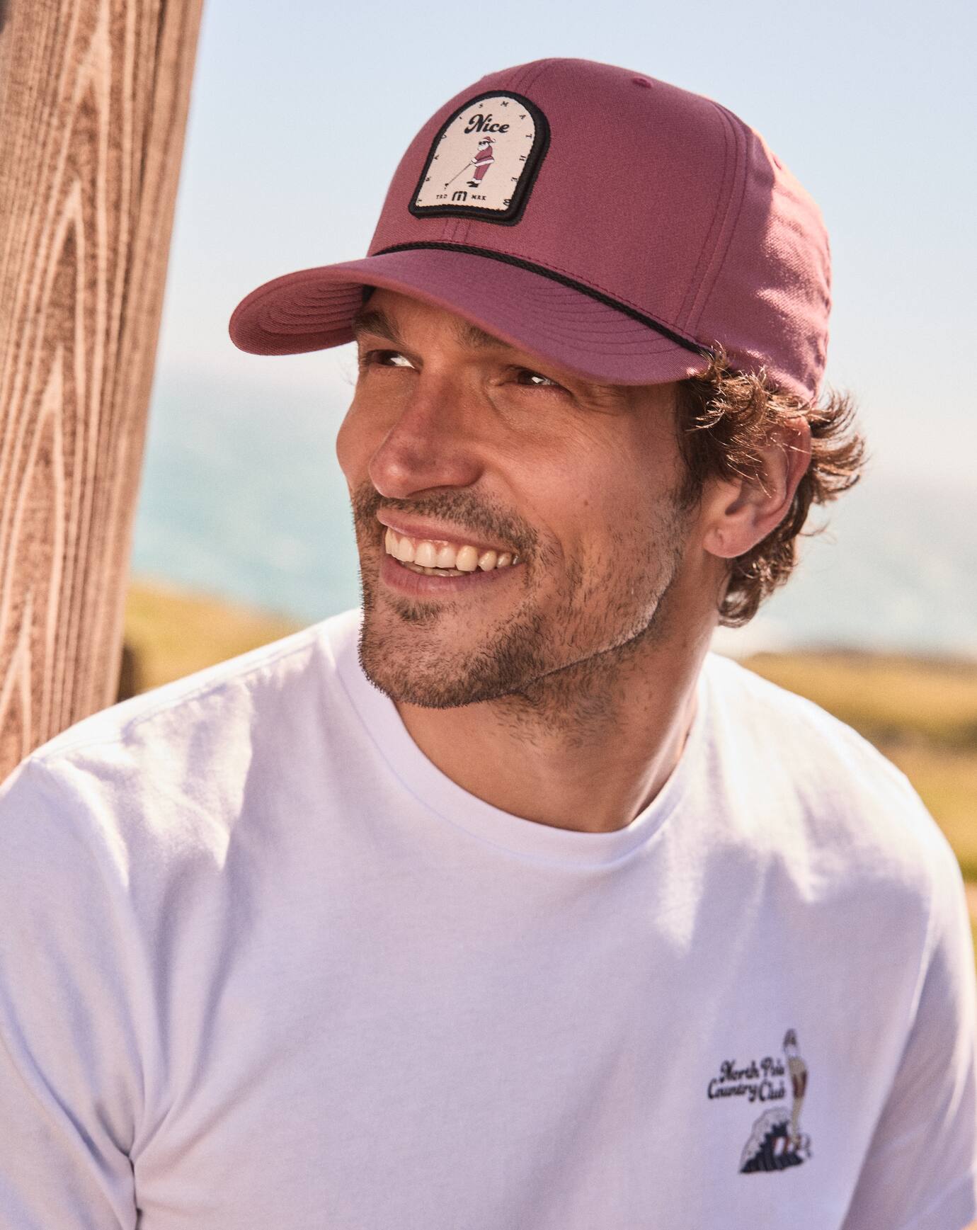 Travis Mathew For sale | Claus A Scene Snapback Hat