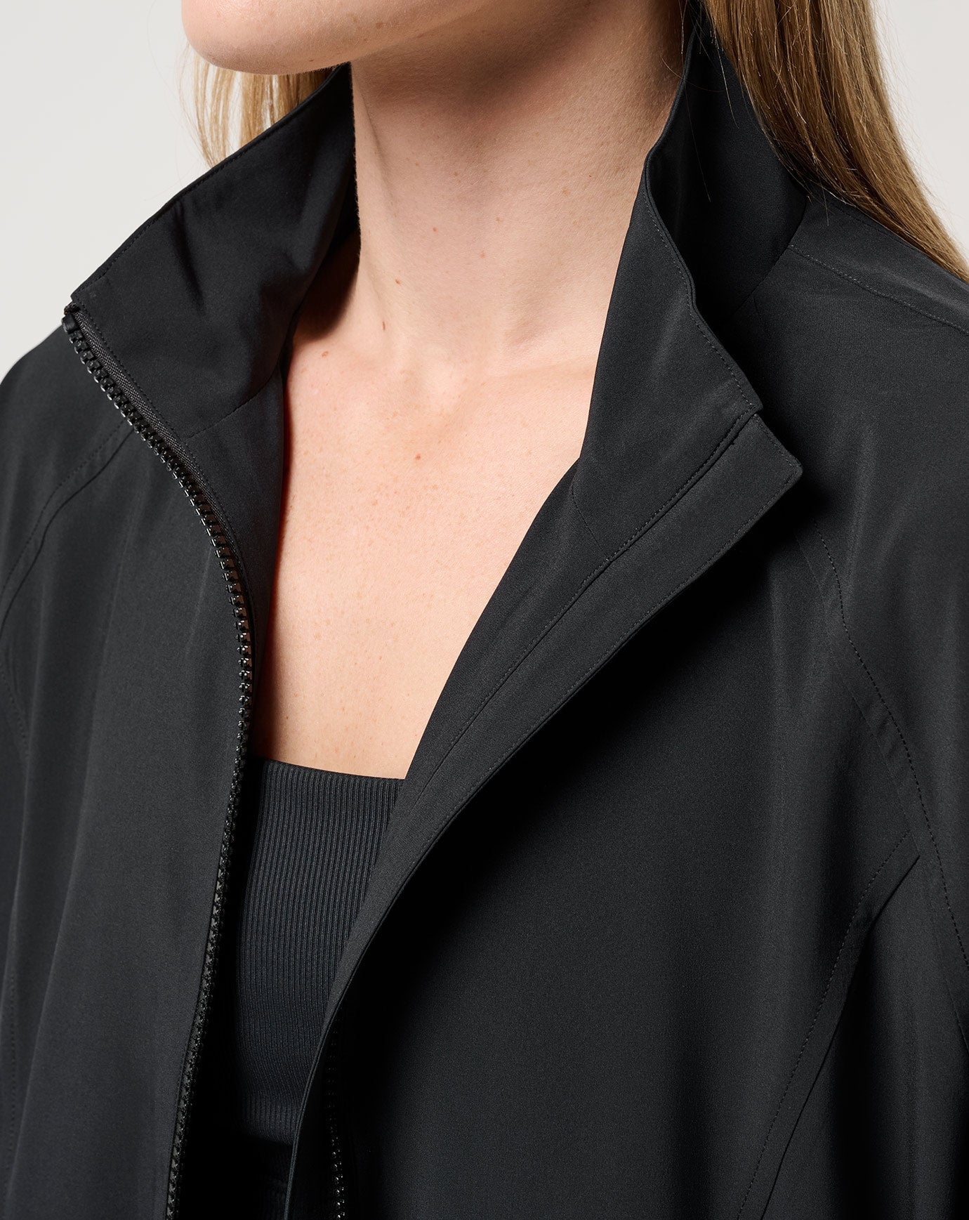 Travis Mathew Online | BreezeBlend Travel Day Jacket