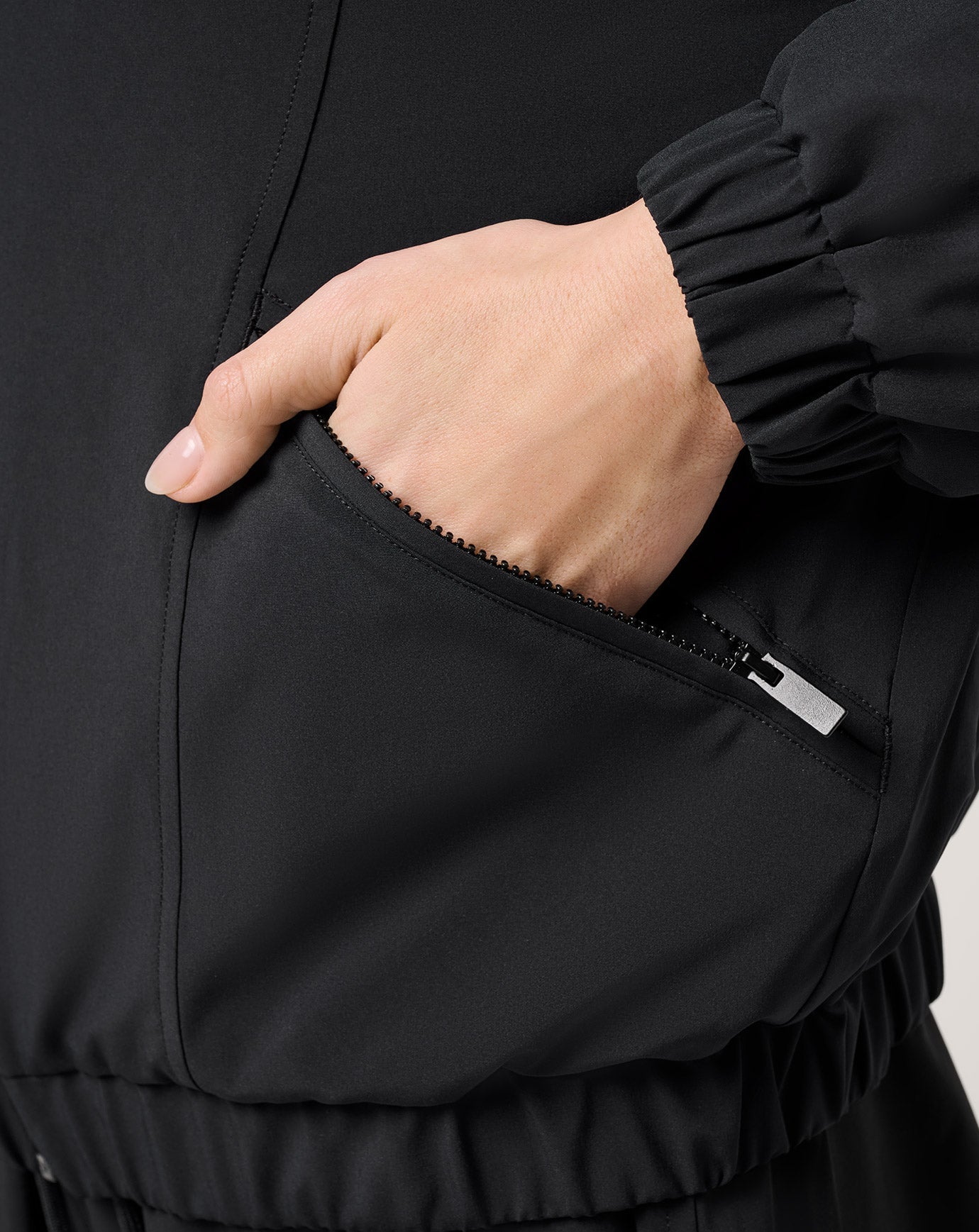 Travis Mathew Online | BreezeBlend Travel Day Jacket