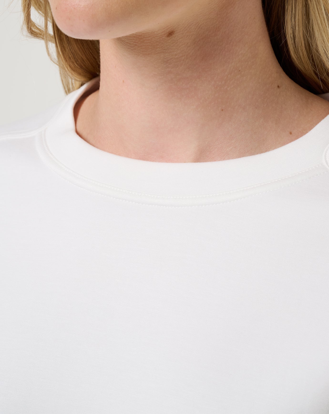 Travis Mathew On Sale | Cloudscape Pullover