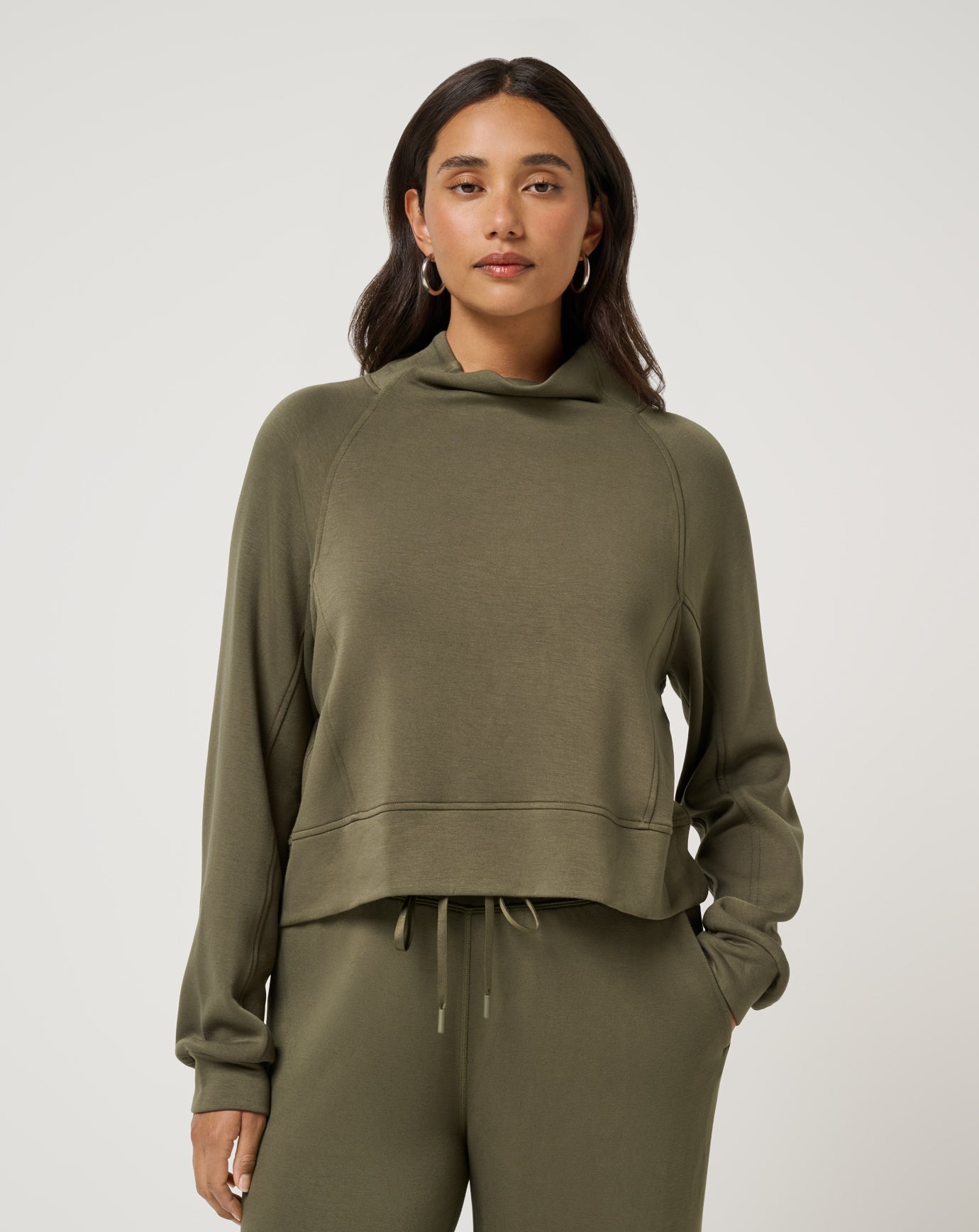 Travis Mathew Sale | Skyloft Soft Funnel Neck