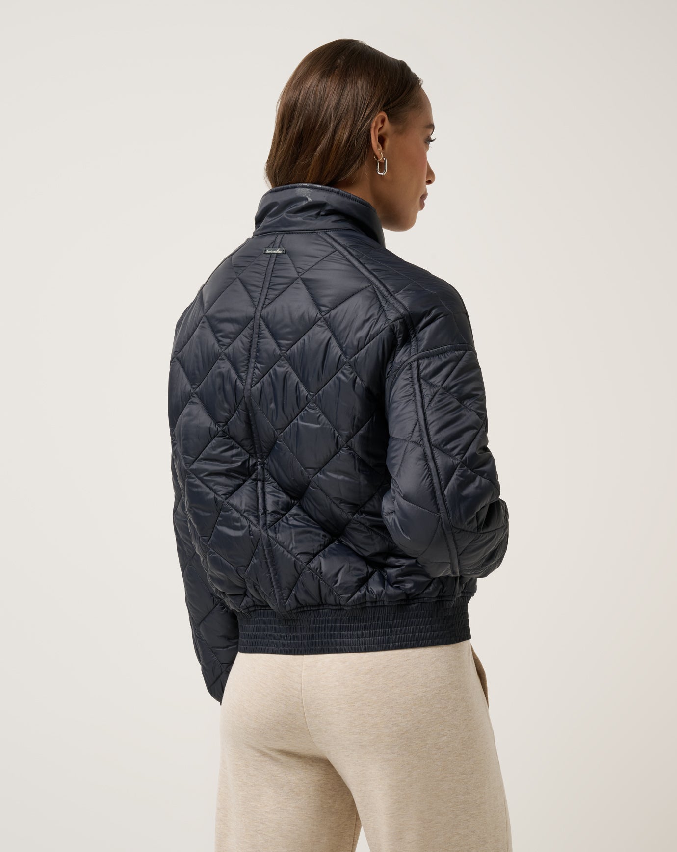 Travis Mathew New | Lights At Night Quilted Jacket