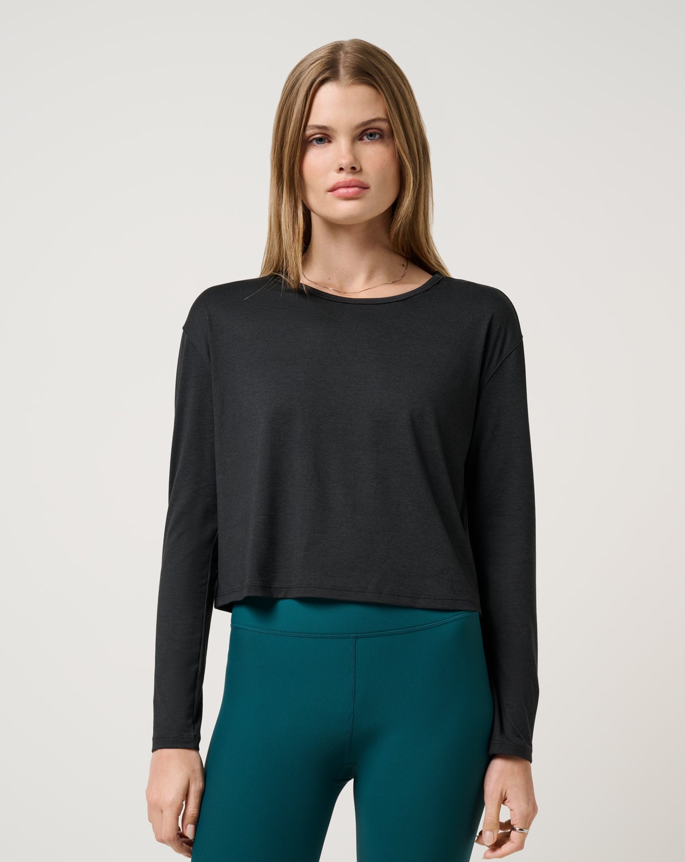 Travis Mathew On Sale | Skyloft Light Celestia Top