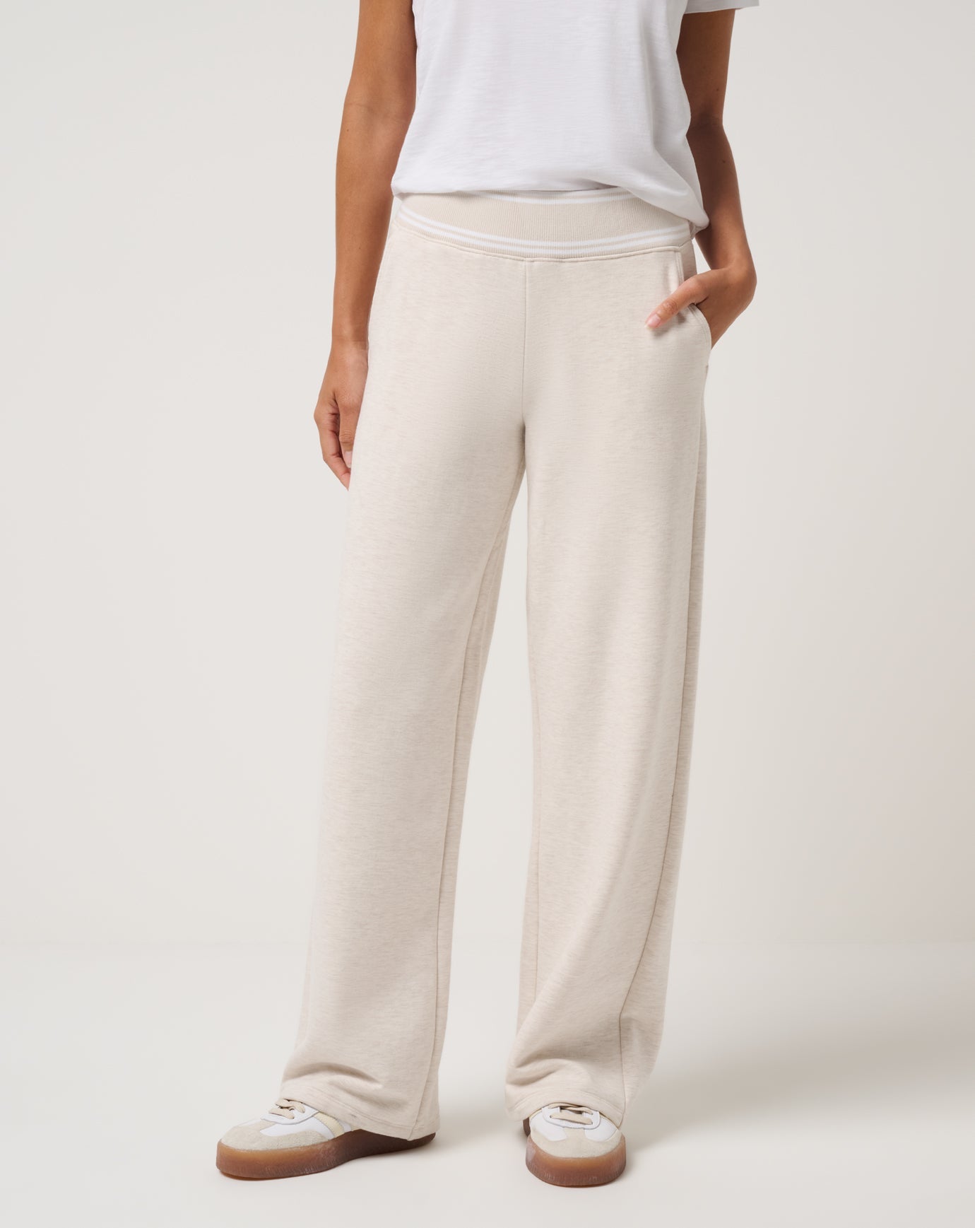 Travis Mathew US | Cloud Fleece Clubside Wide Leg Pant