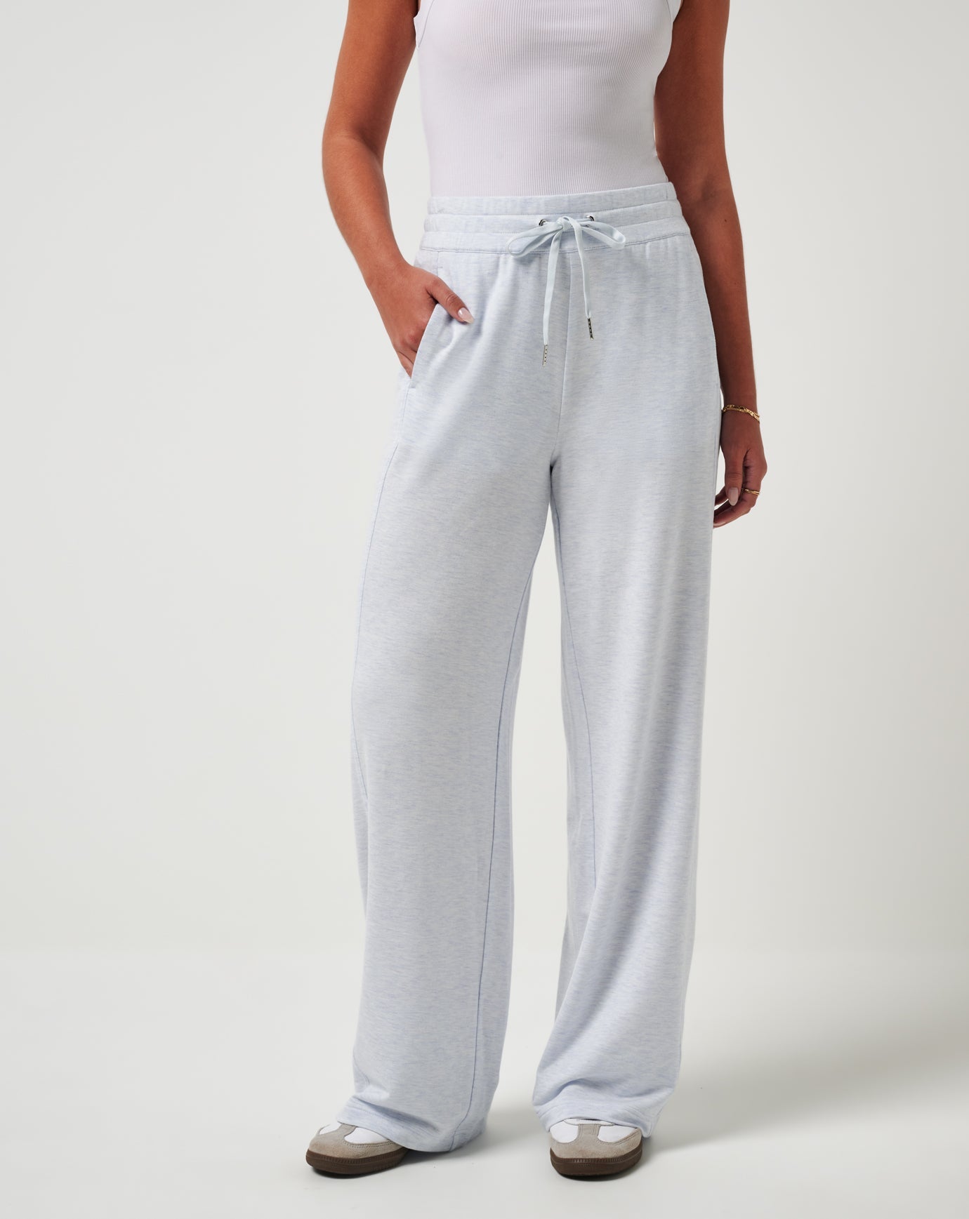 Travis Mathew Hot sale | Cloud Terry Wide Leg Pant