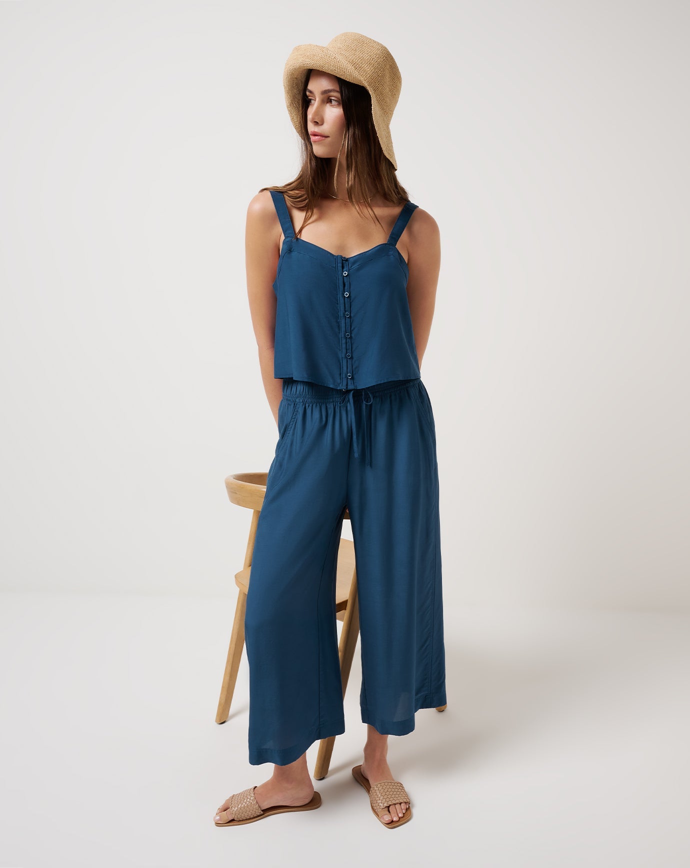 Travis Mathew Outlet | Savanna Cropped Wide Leg Pant