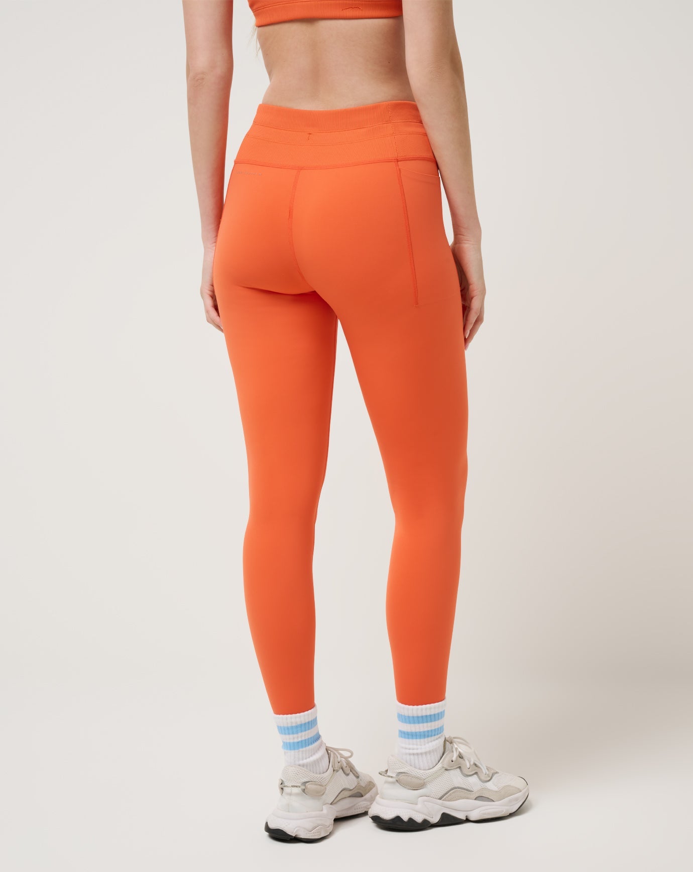 Travis Mathew | Ablaze Tie Legging